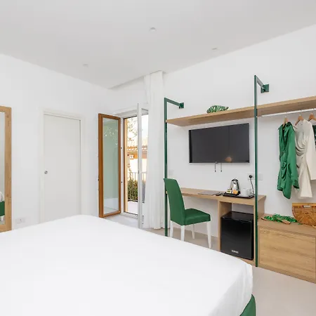 Vittoria 4*